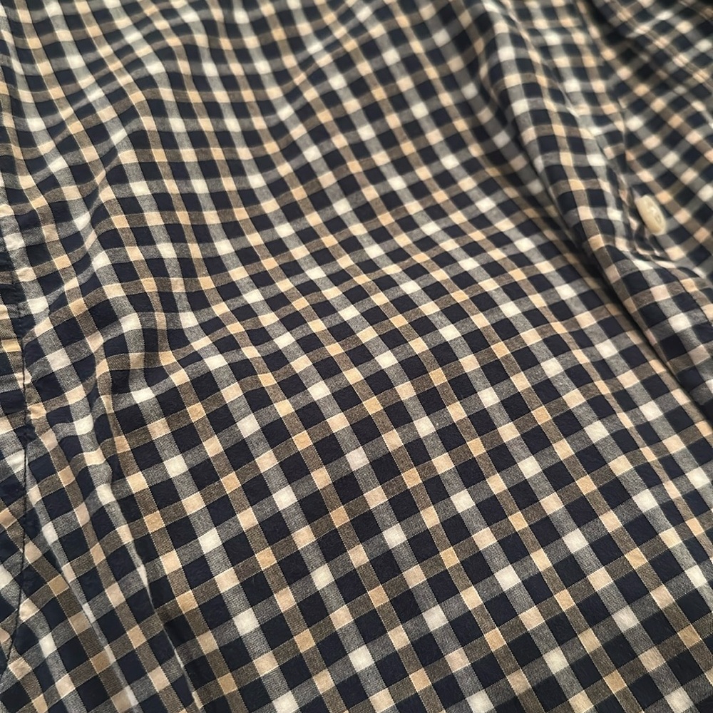 Banana Republic men’s shirt.